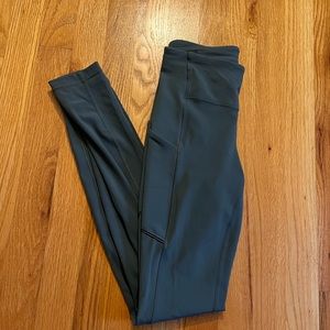 Lululemon leggings. Pre worn but in like new condition. Size tags has been cut